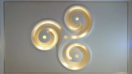 
Gypsum decoration in the ceiling of a room with hidden LED lighting,three lights that are attached to the wall,wall light,wall lamp,sconce,light waveguide,ceiling light,spiral art,Photography,General