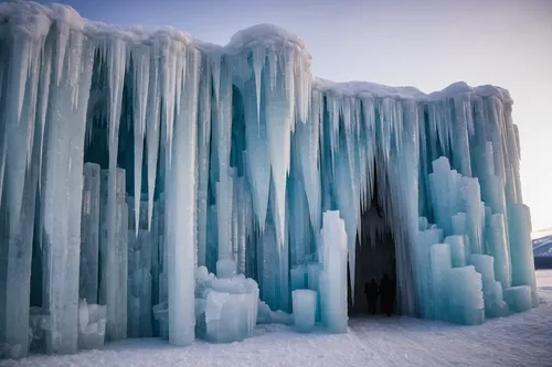 Ice Castles are created by a Utah-based entertainment company at locations around the U.S. and Canada, including in Lake Geneva the winter of 2018-2019.,ice castle,ice cave,ice wall,ice hotel,glacier 