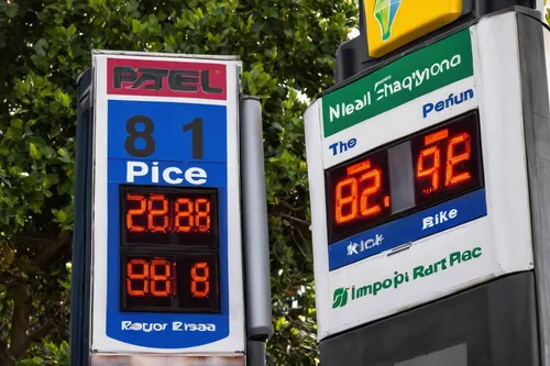 gas price,petrol pump,petrolium,petrol,petrol gauge,filling station,prices,gas-station,fuel meter,diesel scandal,e-gas station,exchange rates,electric gas station,fuel gauge,share price,gas-filled,sri lankan rupee,petroleum,gas station,gas pump,Conceptual Art,Daily,Daily 28