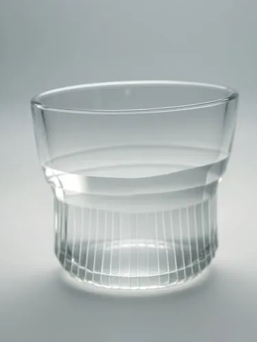 verre transparent blanc  à facette avec fond neutre 

,an empty glass is pictured in this image,iittala,corningware,glass cup,glasswares,ramekin,serving bowl,Photography,General,Realistic