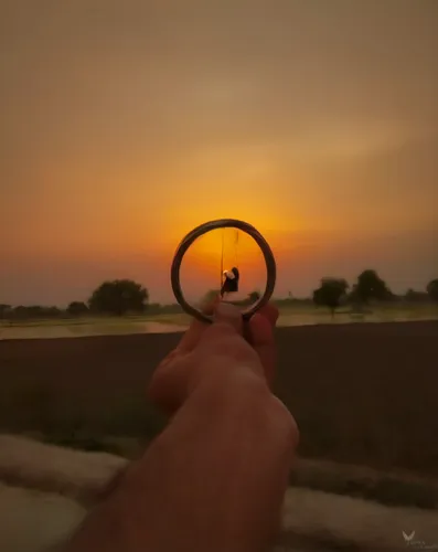 lensball,magnifying lens,gyroscope,circular ring,first person,360 °,close shooting the eye,bullseye,circular puzzle,magnify glass,solo ring,ring of fire,ashoka chakra,3d archery,target practice,viewfinder,spinning top,magnifying glass,reverse sun,bull's eye