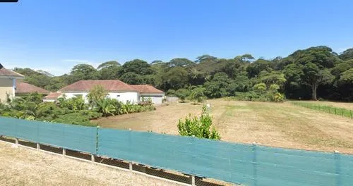 A tropical rainforest biome (South America-inspired climate),photosphere,sireau,pirenne,quesnoy,reichswald,hameau,brissot,erignac,boussac,chatenay,photosynth,landreau,chevreuse,turenne,grosbois,marmou