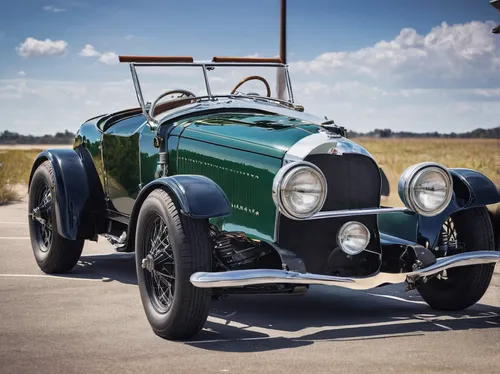 bentley eight,delage d8-120,bugatti type 35,bentley 4 litre,austin 7,bentley 3 litre,mg t-type,locomobile m48,auburn speedster,mg c-type midget,singer roadster,bugatti type 51,bugatti type 55,bentley 4½ litre,morris eight,ford model b,1930 ruxton model c,old model t-ford,ford model a,rolls royce 1926,Photography,Documentary Photography,Documentary Photography 30