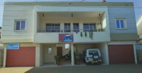 commercial building,community centre,bulandra theatre,block of houses,laundry shop,premises,barsana,hostel,department,traditional building,regulatory office,ramanguli,multistoreyed,village shop,salar 