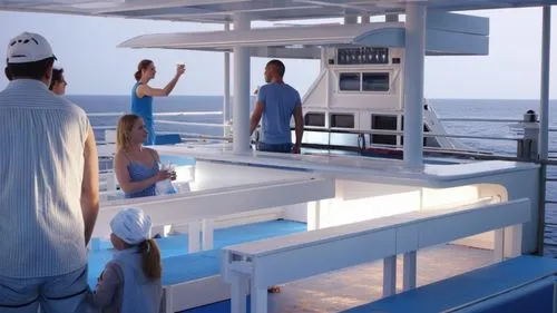 kiosco con barra para vender refresco, copteles, cafe, COCADA ubicada en la pare superior de uun ferry con detalles de un barco en la noche fotorealista CON PISO AZUL PASTEL, Y TECHO DE LONA TENASADO 