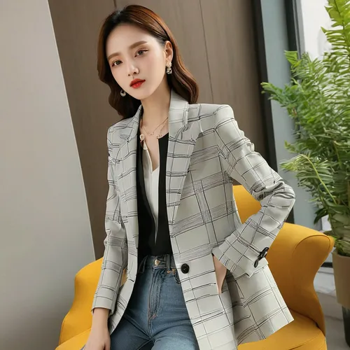 bolero jacket,blazer,business woman,businesswoman,jacket,checkered background,women fashion,business girl,menswear for women,autumn plaid pattern,phuquy,woman in menswear,women clothes,spy visual,coat,suit,cardigan,checkered,long coat,women's clothing,Art,Artistic Painting,Artistic Painting 51