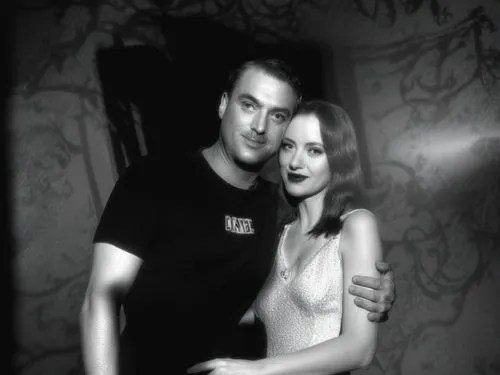 markler,photo painting,beautiful couple,portrait background,black and white photo,romantic portrait,custom portrait,in photoshop,gothic portrait,film noir,roaring twenties couple,photomontage,mobster 