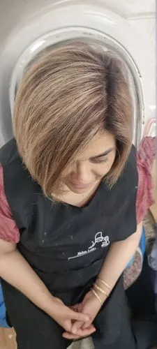 the long-hair cutter,massagetae,hairaton,laba,poki,haircutting,saana,pelo,hairshirt,dryer,keratin,barbero,marzia,thighpaulsandra,hairdressing salon,hairstylists,kazzia,caterino,washingon,scalp