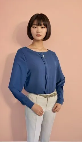 リアルな手,woman in blue shirt standing with hands on hips,algan,blue background,baju,utada,anh,wudunn