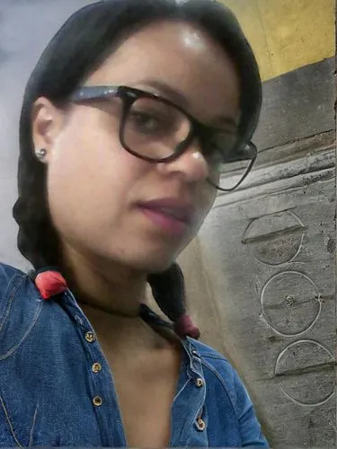 kathia,ovoo,haetera piera,damiana,photo effect,image editing,digital photo,rapa rosie,myna,in photoshop,with glasses,amêixoa,catarina,adelita,biniou,edfu,concrete chick,brazilianwoman,glasses,évora