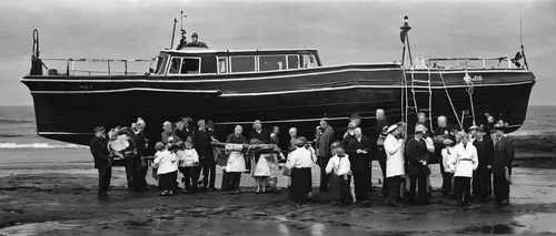 Launching the Cullercoats Lifeboat by Robert Jobling,naval trawler,coastal motor ship,wherry,lifeboat,research vessel,fishing vessel,fishing trawler,clyde steamer,old boat,survey vessel,phoenix boat,o