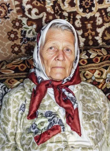 grandmother,old woman,abuelazam,elderly lady,hayati,marshrutka