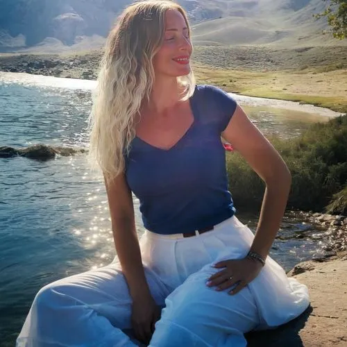 yogananda,kundalini,the blonde in the river,yogananda guru,heidi country,meditative,girl on the river,meditation,meditating,rhonda rauzi,tibetan,mantra om,meditate,lefkada,malibu,altai,montana,celtic 