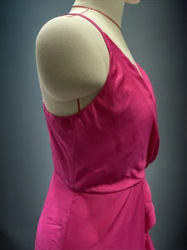 shapewear,woman's backside,ukwu,jogbra,articulated manikin,artist's mannequin