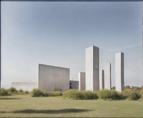 monolith,9 11 memorial,monument protection,1wtc,1 wtc,skyscrapers,wtc,international towers,urban towers,sculpture park,concrete blocks,archidaily,stonehenge,towers,power towers,hermannsdenkmal,chucas 