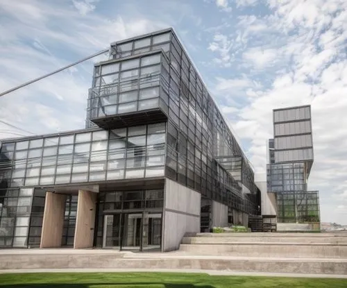 Indoor outdoor blend with upfloor base in the picture,biotechnology research institute,glass facade,autostadt wolfsburg,new building,business school,chancellery,modern building,glass facades,research 