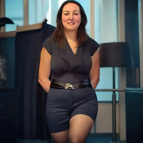 andrea vitello,pencil skirt,business woman,businesswoman,business girl,simone simon,iai lavi,staff video,rhonda rauzi,ceo,real estate agent,riopa fernandi,beyaz peynir,women in technology,bussiness woman,andrea velasco,woman in menswear,an investor,financial advisor,secretary