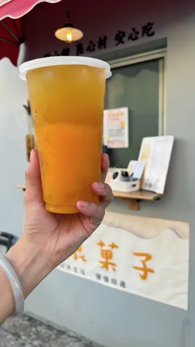 sayama tea,japanese tea,chrysanthemum tea,mandarin sundae,oolong tea,bubble tea,boba milk tea,fresh orange juice,moc chau tea doi,hefeweizen,japanese snowball,jiangdu,fengyun,the hand with the cup,hok