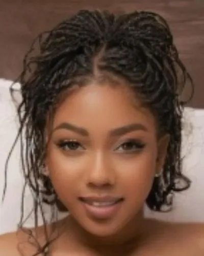 an attractive young woman wearing a ,mahdawi,letoya,shekhinah,rasheeda,moesha,amerie