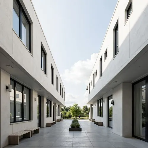 townhouses,paving slabs,leaseholds,maisonettes,limewood,architektur,ebury,architekten,architectes,townhomes,bendemeer estates,residentie,passivhaus,courtyard,courtyards,cohousing,plattenbau,residential,prefabricated buildings,madingley