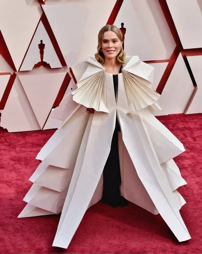 oscars,rolls of fabric,step and repeat,female hollywood actress,hoopskirt,queen cage,hollywood actress,madonna,a curtain,open envelope,haute couture,overskirt,star roll,trash the dres,paper doll,star of the cape,ball gown,celebration cape,theater curtains,crepe paper,Unique,Paper Cuts,Paper Cuts 02