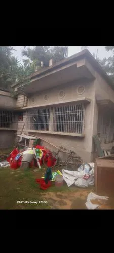 home destruction,hurricane benilde,storm damage,tarpaulins,tarpaulin,plane crash,destroyed houses,debris,tornado damage,airplane crash,aircrash,outstayed,aftershocks,foreclose,pinhole,foreclosures,tarp,dumpsite,jonestown,foreclosing