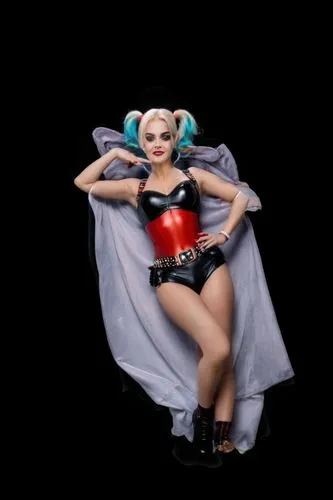 Харли Квинн
  ,an outfit that is very unique, very ,gaga,artpop,derivable,reductive,germanotta,harley quinn