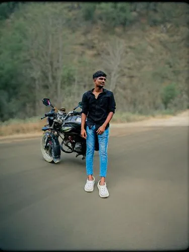 wizkid,motorcyclist,motorcyle,motorbike,motorcycle tour,motorized,motorcyling,ameer,biker,bike rider,motorcycle,nav,black motorcycle,motorcycling,calabasas,motorbikes,lonavla,damani,roadside,a motorcy