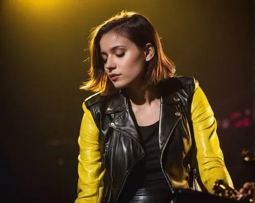 leather jacket,yellow jacket,jacket,trench,sunidhi,pleather,Photography,General,Commercial