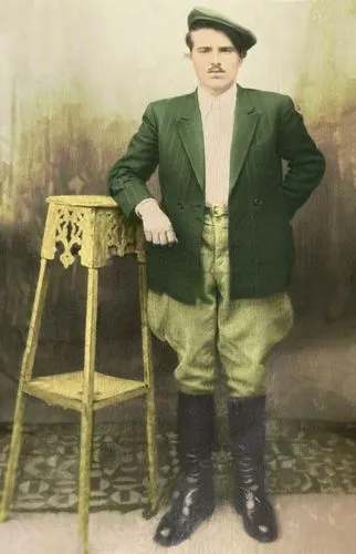 irishman,lepreau,oliver hardy,saint patrick,colorization,stranorlar,irish,gogarty,irishmen,leprechaun,macdonagh,peadar,drimnagh,enrico caruso,autochrome,madresfield,fionnula,buttevant,skibbereen,niede