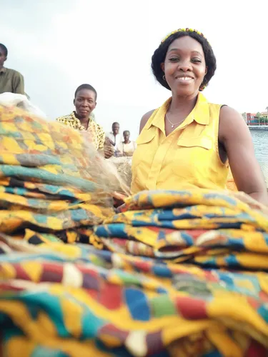 ghana,anmatjere women,cameroon,benin,rwanda,people of uganda,ghanaian cedi,basket weaver,salesgirl,african woman,nigeria woman,woven fabric,kampala,ghana ghs,angolans,children of uganda,uganda,sew on and sew forth,vendor,edible oil