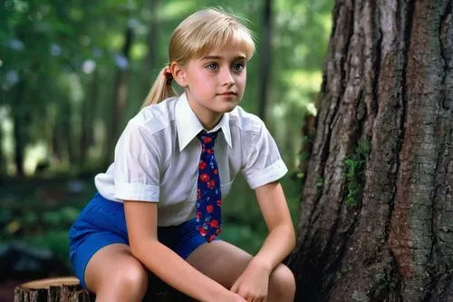 forrest,terabithia,girl with tree,culkin,boyhood,macaulay,the girl next to the tree,gosling,pam trees,sematary,kellerman,rowley,keanan,macauley,barron,winslet,boychoir,macaulays,chipko,blondeau,Photography,Black and white photography,Black and White Photography 14