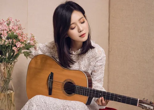 guitar,playing the guitar,ao dai,classical guitar,songpyeon,acoustic guitar,acoustic,melody,white blossom,concert guitar,hanbok,guitarist,traditional korean musical instruments,country dress,guitar player,the guitar,mt seolark,solar,playing room,white winter dress,Conceptual Art,Daily,Daily 03