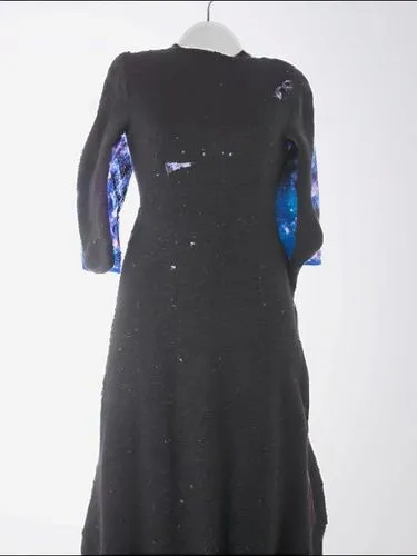 dress form,dress walk black,party dress,vestido,dress,a floor-length dress,doll dress,vintage dress,schiaparelli,garment,torn dress,hologram,tahiliani,abaya,minidress,constellation pyxis,nebula,gothic