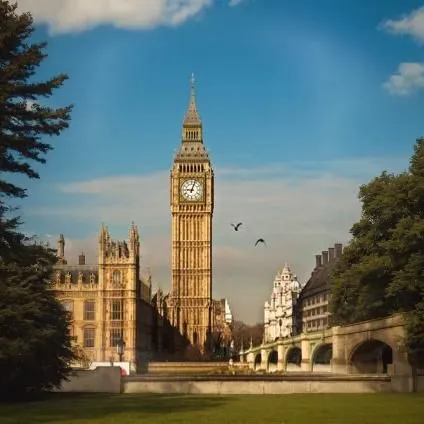 Trees and cloud,westminster palace,big ben,palace of parliament,parliament,united kingdom,london,city of london,great britain,houses of parliament,london buildings,extinction rebellion,monarch online 