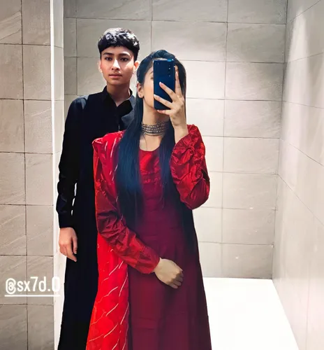 ao dai,man in red dress,kimjongilia,yun niang fresh in mind,asian costume,social,couple goal,abaya,hanbok,door husband,red gown,phuquy,wife and husband,mobster couple,wedding couple,husband and wife,beautiful couple,miss vietnam,wedding banquet,formal wear