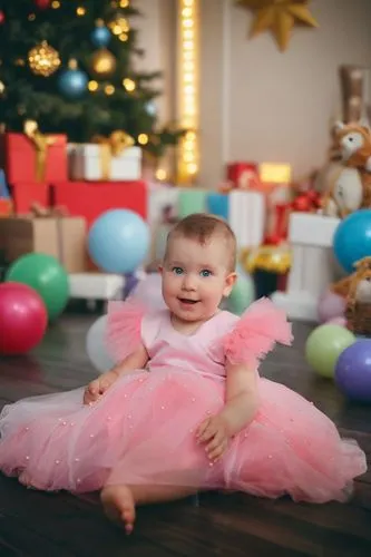 Детские игрушки праздник день рождения ,children's christmas photo shoot,christmas pictures,little girl in pink dress,children's christmas,christmas tree ball,christmas balls background,joy to the wor