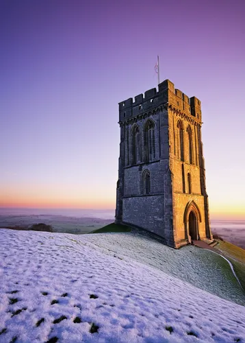 summit castle,dorset,peak district,north yorkshire moors,northumberland,highclere castle,sussex,cornwall,north yorkshire,frosty weather,yorkshire,the first frost,derbyshire,south downs,wintry,shaftesbury,batemans tower,stone tower,alnwick castle,mount st,Photography,Documentary Photography,Documentary Photography 06