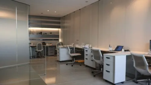 Oficina con piso marmoleado lanco con negro techo con luces let minimalista,assay office,modern office,search interior solutions,serviced office,working space,blur office background,consulting room,cr