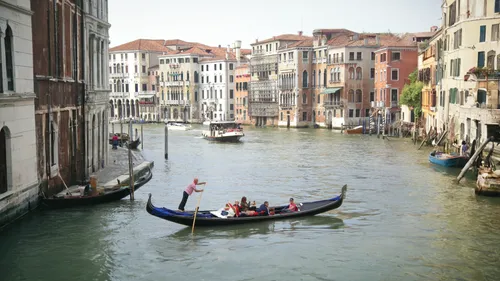 grand canal,venezia,gondolas,venice,gondolier,the carnival of venice,gondola,venice italy gritti palace,venetian,diving gondola,hallia venezia,canals,venetian lagoon,lombardy,murano,veneto,city moat,venetian hotel,santa maria della salute,venetia