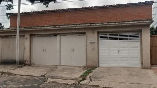 garage,garages,outbuilding,residencia,roller shutter,vivienda,renovada,casita,casina,portas,rufriadi,rivadeneira,castorama,ficquelmont,storages,residencial,quartos,porticoes,tiradentes,laureles