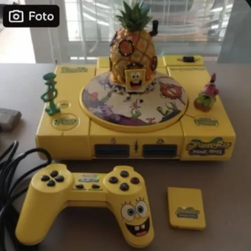 sunndi,pineapple comosu,nintendo gamecube,game joystick,house of sponge bob,kotaku