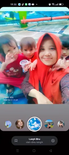 taking picture with ipad,ramelan,icam,webct,invid,unifi,purwokerto,picture in picture,softphone,merah,bimst,video call,picturephone,photosynth,redtop,mojokerto,dlna,minang,imovie,touchwiz