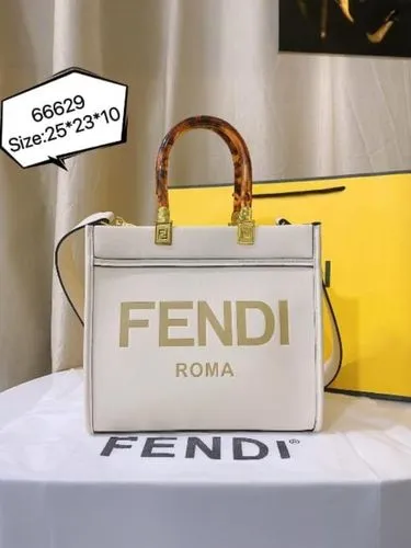 a small white handbag with a cartoon on top of it,fendi,bendel,fondi,renda,fend,ferdi