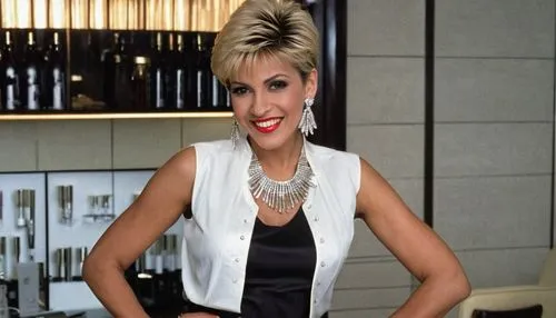 pixie-bob,birce akalay,cruella de ville,beyaz peynir,annemone,pretty woman,loukamades,chignon,yasemin,havana brown,mohawk hairstyle,cruella,businesswoman,television presenter,kim,short blond hair,business woman,georgine,bussiness woman,artificial hair integrations,Photography,General,Realistic