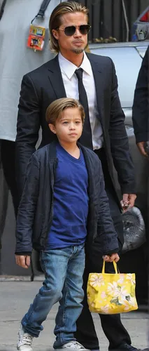 His choice: Maddox Jolie-Pitt will NOT be forced to see his father amid Brad and Angelina custody drama; seen in 2013,zuccotto,mini e,father with child,gosling,dad and son outside,romano cheese,dad an