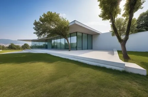 modern house,house with lake,house by the water,dunes house,golf lawn,modern architecture