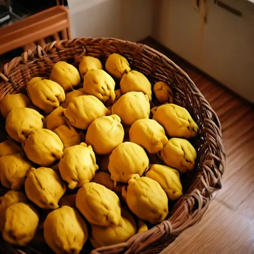 sorbian easter eggs,colorful sorbian easter eggs,ostern,durian ball,sorbian easter egg,marzipan balls