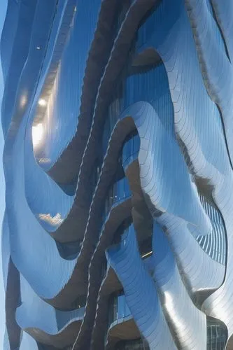 steel sculpture,heatherwick,phertzberg,kaust,dna helix,exploratorium,helix,tentacular,soumaya museum,remora,kujira,tubeworms,tentacle,united propeller,stellarator,peacock feathers,sea eel,arowanas,futuroscope,morphosis,Photography,General,Realistic