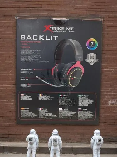 headset profile,casque,audiophile,headsets,music system,trackable,soundlink,wireless headphones,backsides,firewire,wireless headset,bose,noise protection,connective back,laserdisc,the speaker grill,head set,usb microphone,dj equipament,disc jockey